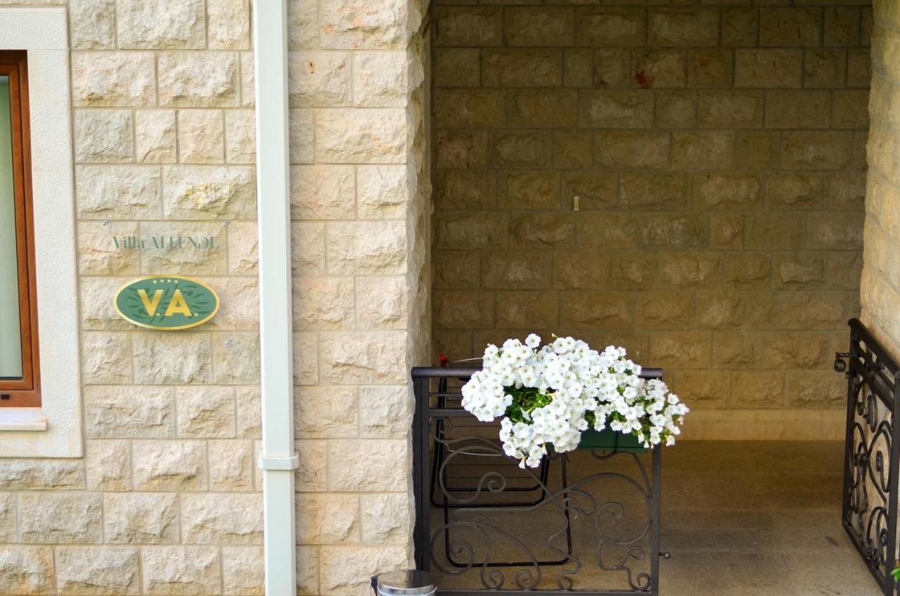 Villa Allende Bečići Luaran gambar